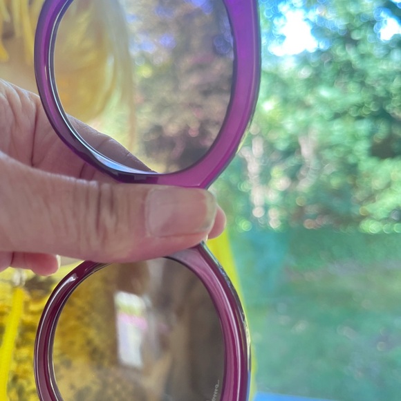 Salvatore Ferragamo Pink Sunglasses Modern Full-Rim Design - Picture 8 of 8